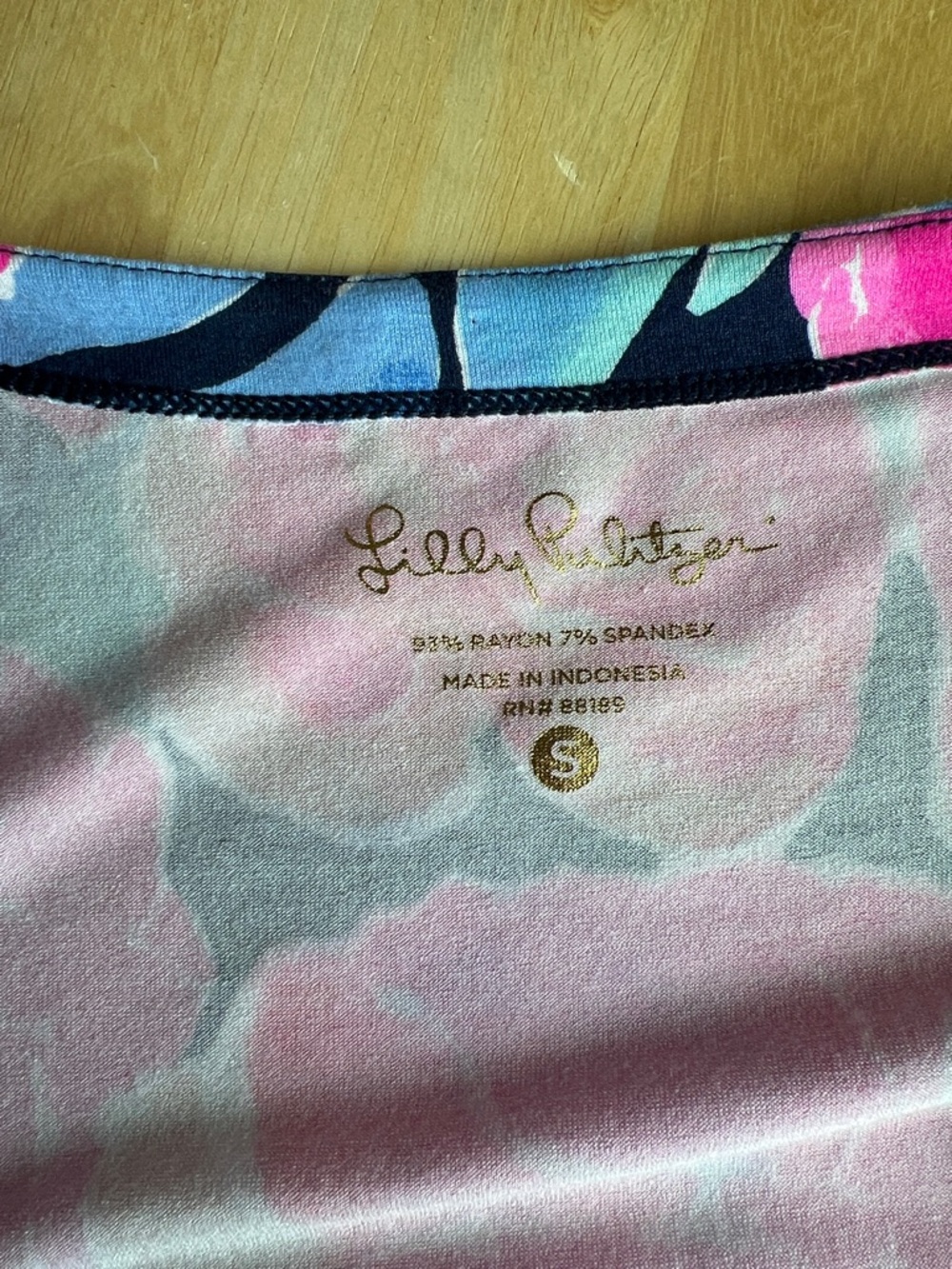 Lilly Pulitzer Sophie Ruffle Shift Dress in “High Tide Navy Tropicolada” print - Picture 6 of 7